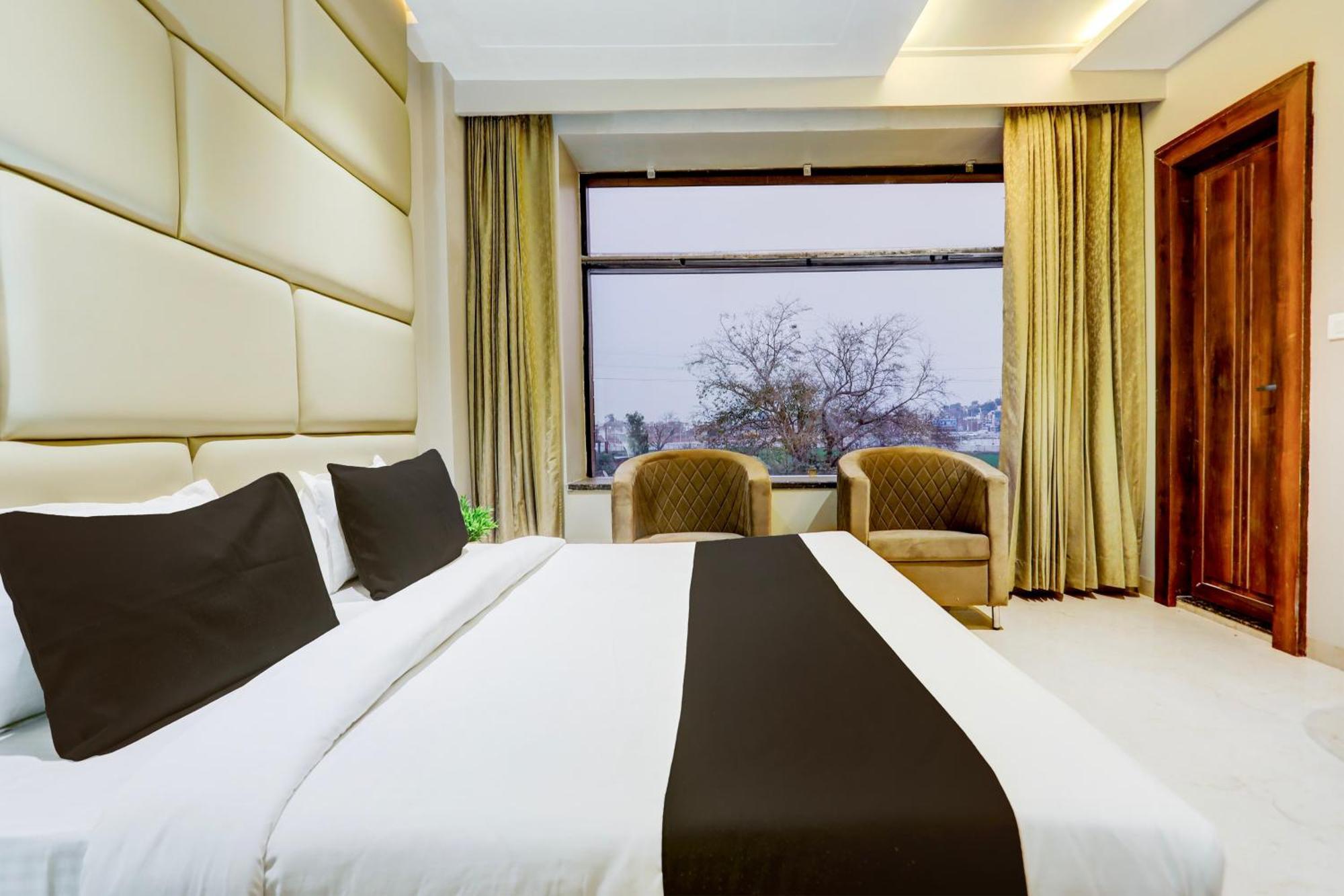 Super Collection O Belgacihia Near Kolkata Railway Station Hotell Gwalior Exteriör bild