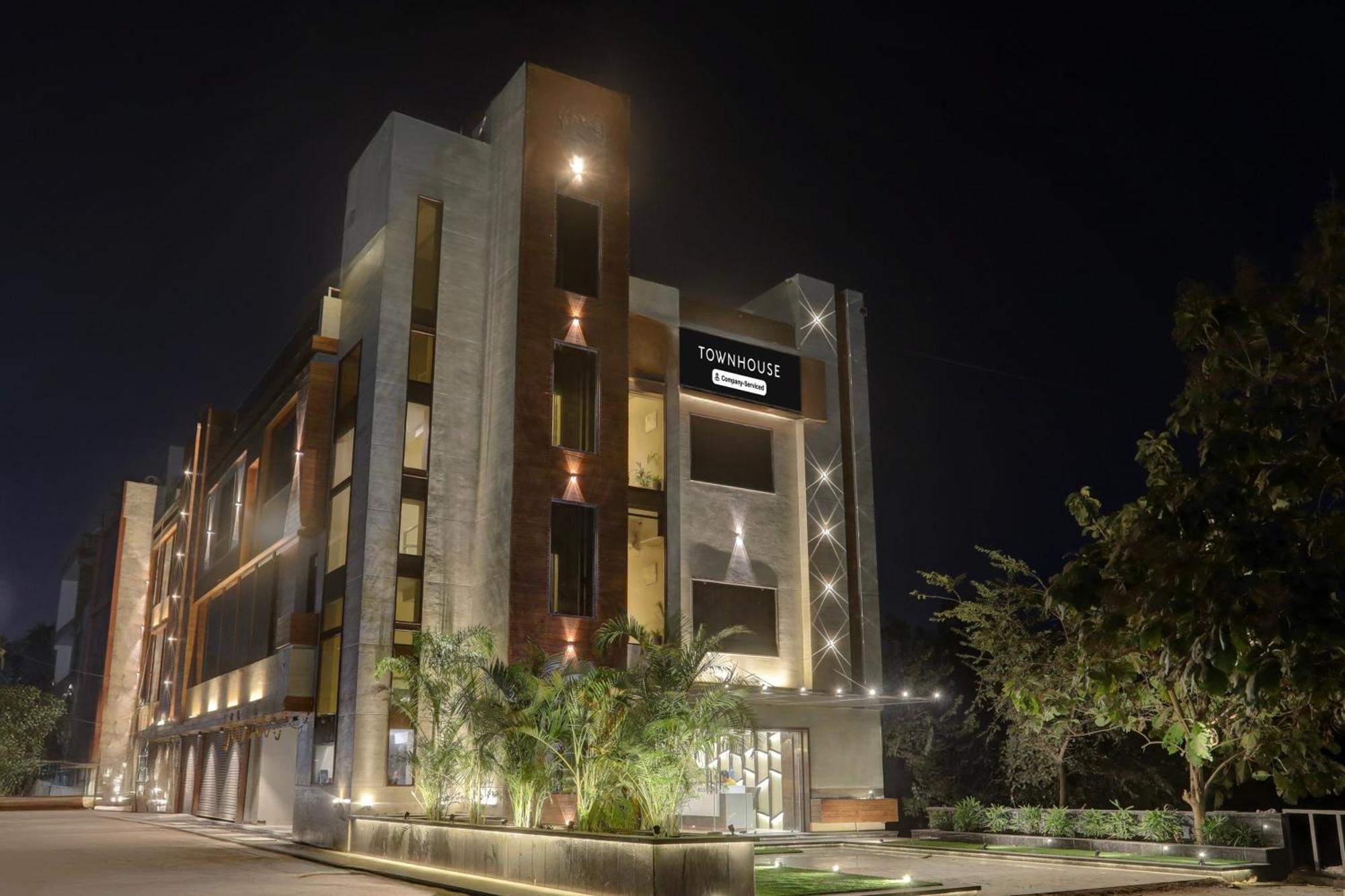 Super Collection O Belgacihia Near Kolkata Railway Station Hotell Gwalior Exteriör bild