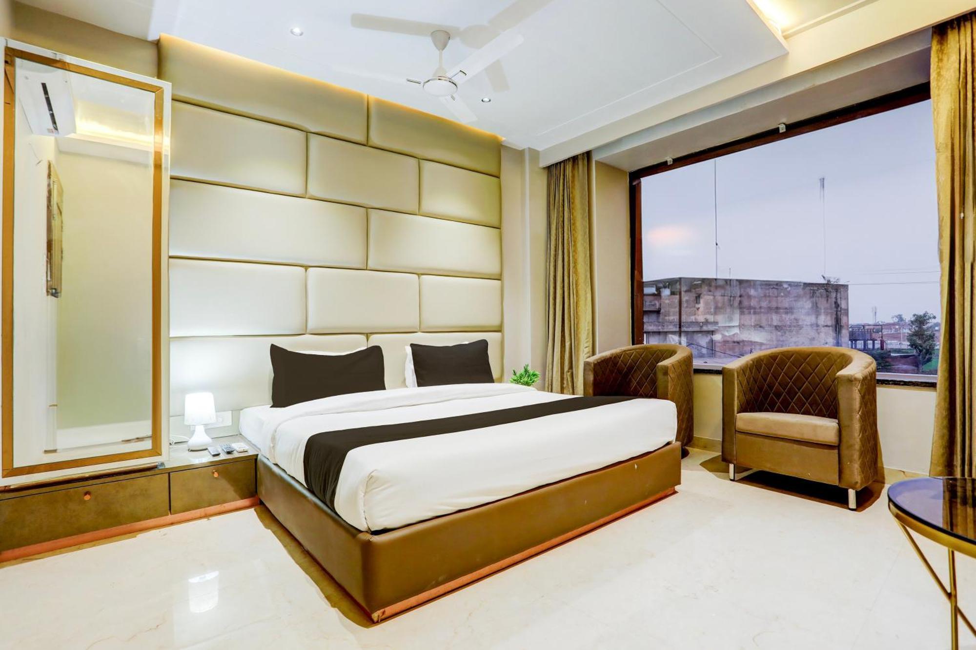 Super Collection O Belgacihia Near Kolkata Railway Station Hotell Gwalior Exteriör bild