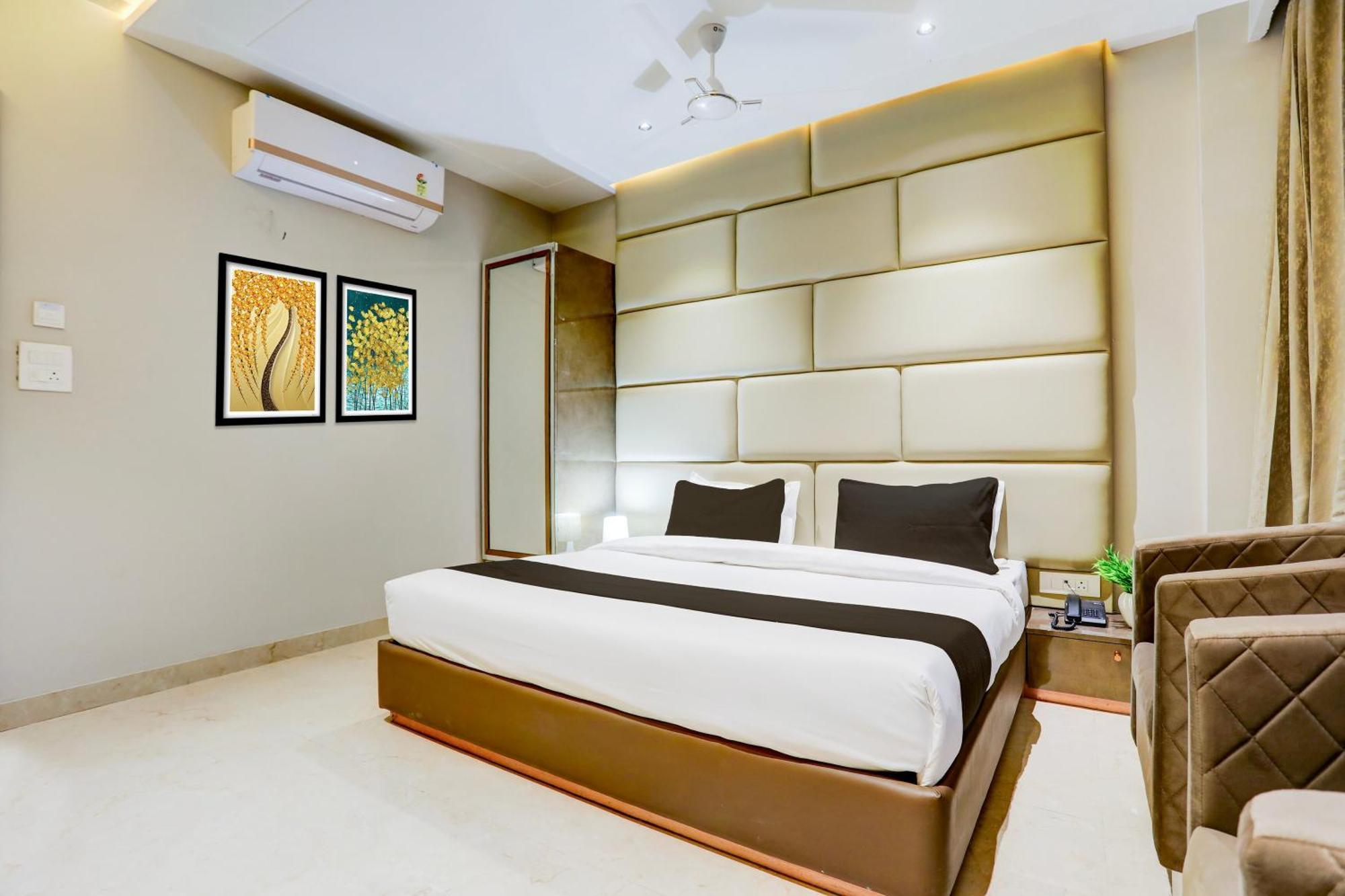 Super Collection O Belgacihia Near Kolkata Railway Station Hotell Gwalior Exteriör bild